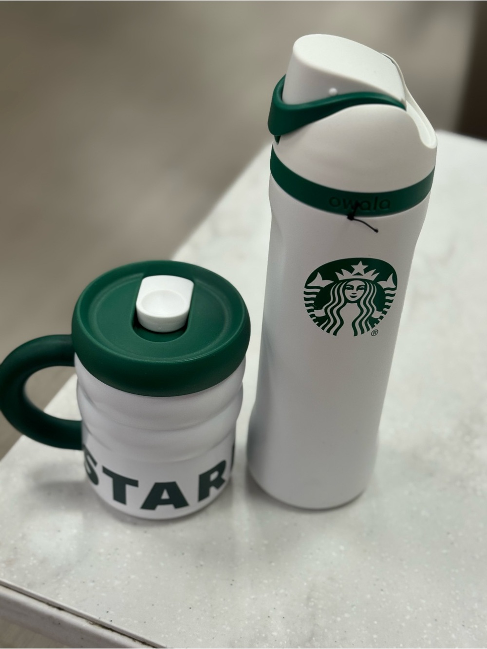 Starbucks x owala green White Tumbler 24oz  and starbucks stainless mug set